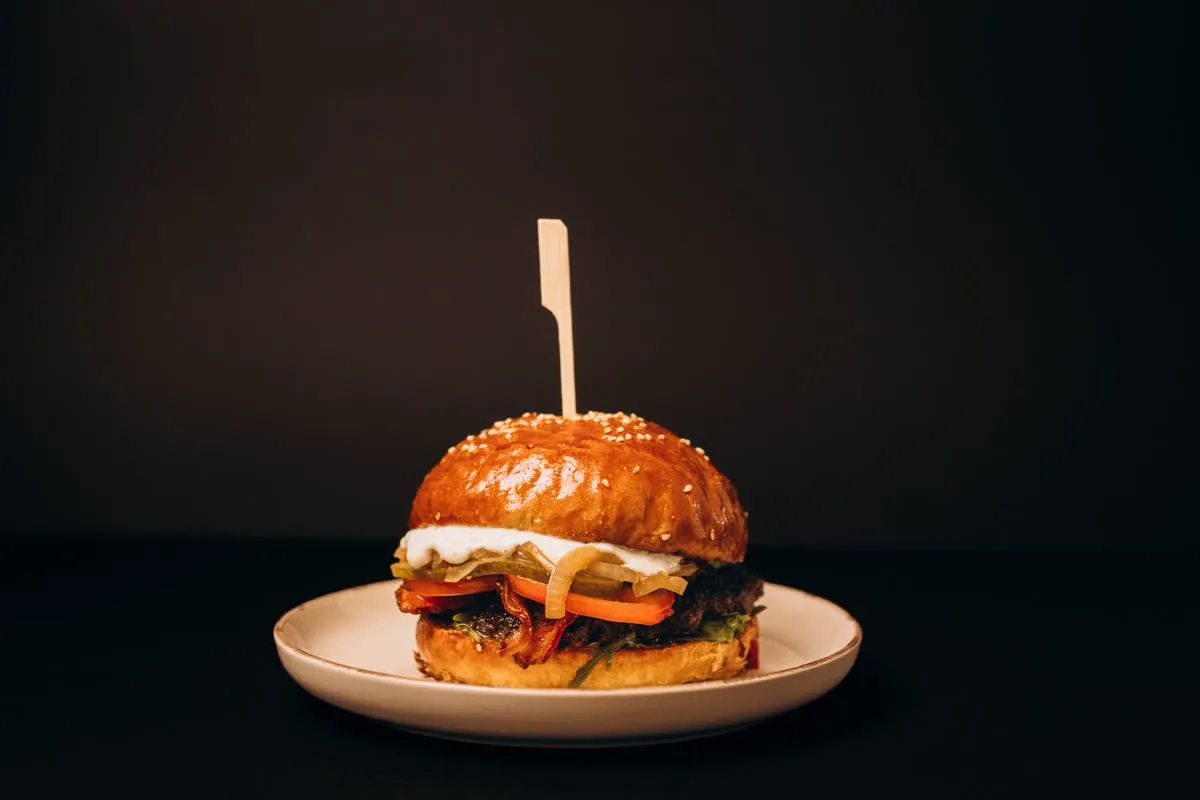 renuMEAT Burger