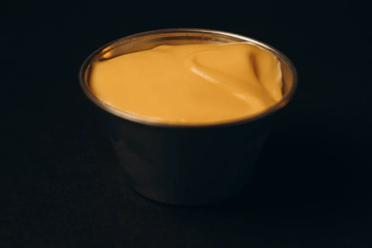 Sos cheddar
